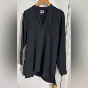 Mud Pie Women's Black V-Neck Blouse